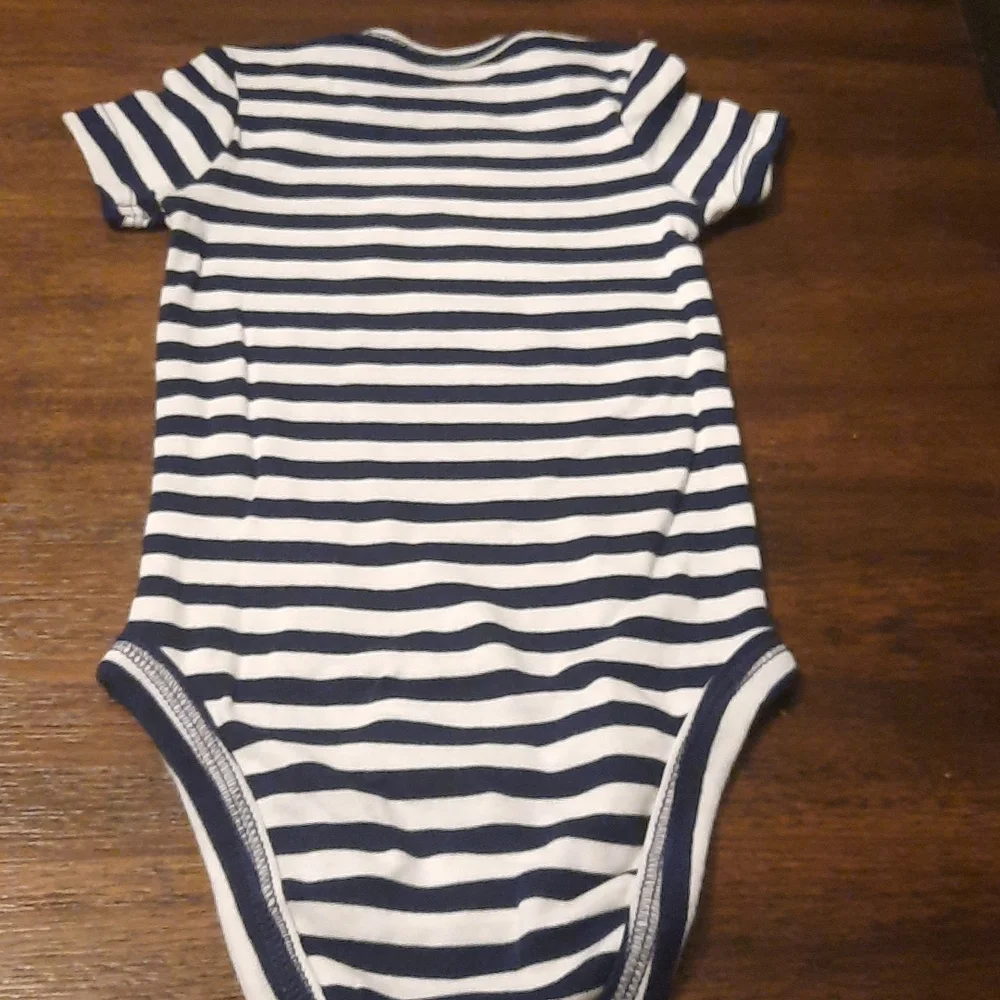 Mommy's wild one onesie New 6 months